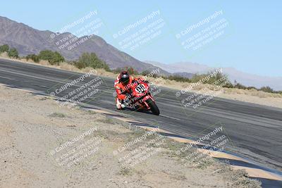 media/Dec-01-2025-Moto Forza (Mon) [[2daa91e15f]]/1-Advanced Group/Session 4 (Turn 10 Inside)/